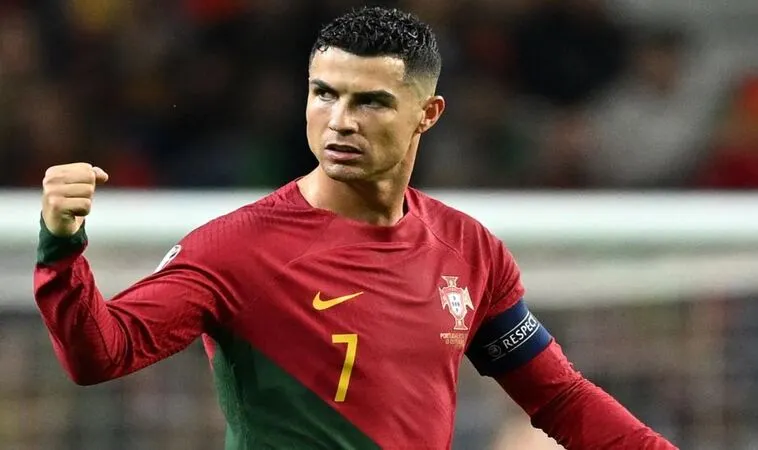 Cristiano Ronaldo Cristiano Ronaldo