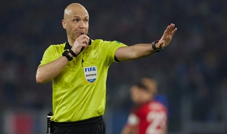 Các tiêu chí trọng tài FIFA gói gọn trong 10 điều đã được quy định sẵn Các tiêu chí trọng tài FIFA gói gọn trong 10 điều đã được quy định sẵn