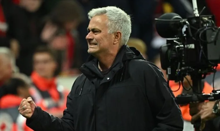 HLV bị đuổi nhiều nhất sự nghiệp chính là Mourinho HLV bị đuổi nhiều nhất sự nghiệp chính là Mourinho