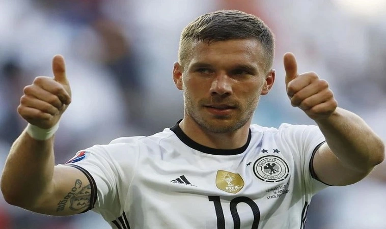 Lukas Podolski - 122 bàn thắng Lukas Podolski - 122 bàn thắng