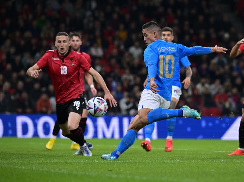 Soi kèo hôm nay Italia vs Albania 2h:00 16-06-2024 2 Lịch Sử Đối Đầu Giữa Italia vs Albania