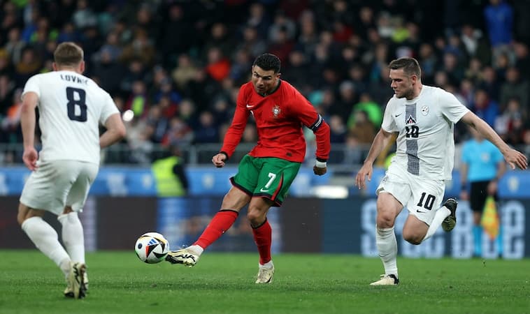 Soi kèo hôm nay Bồ Đào Nha vs Slovenia 2h00 02-07-2024 1 Phong độ của hai đội Bồ Đào Nha vs Slovenia